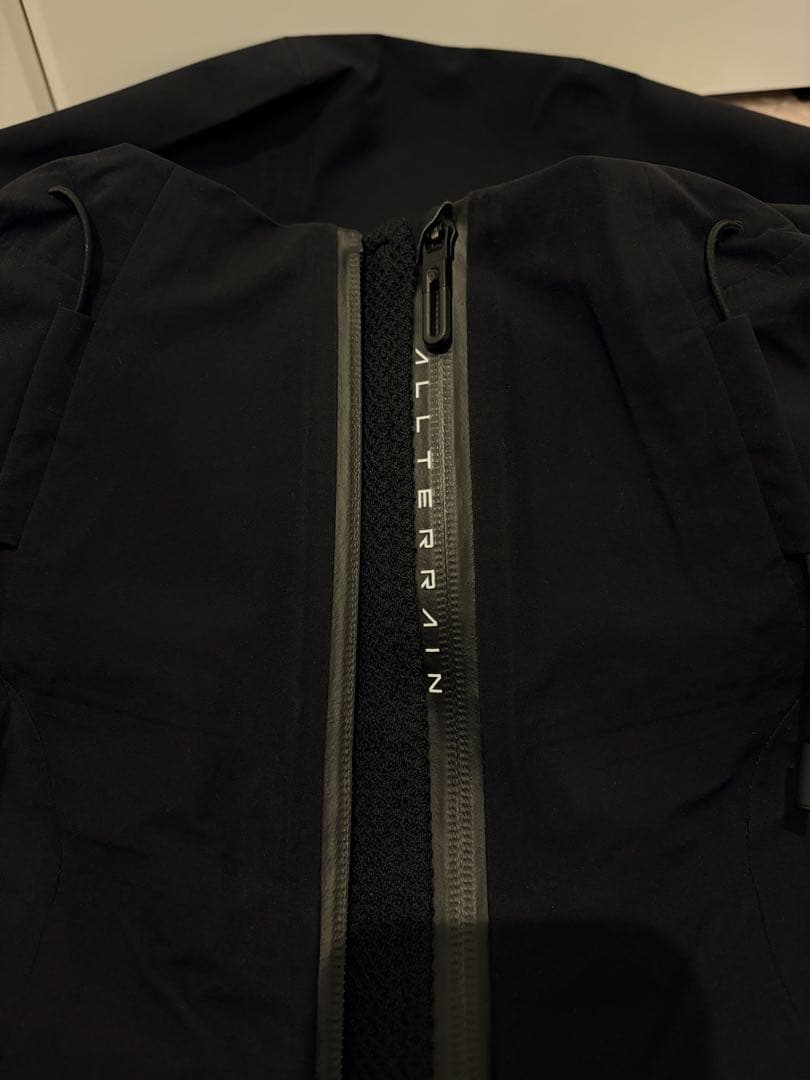 【XL】DESCENTE ALLTERRAIN CREAS