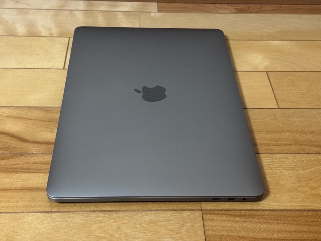 MacBookPro 本体 スペースグレー 13インチ 2020モデル