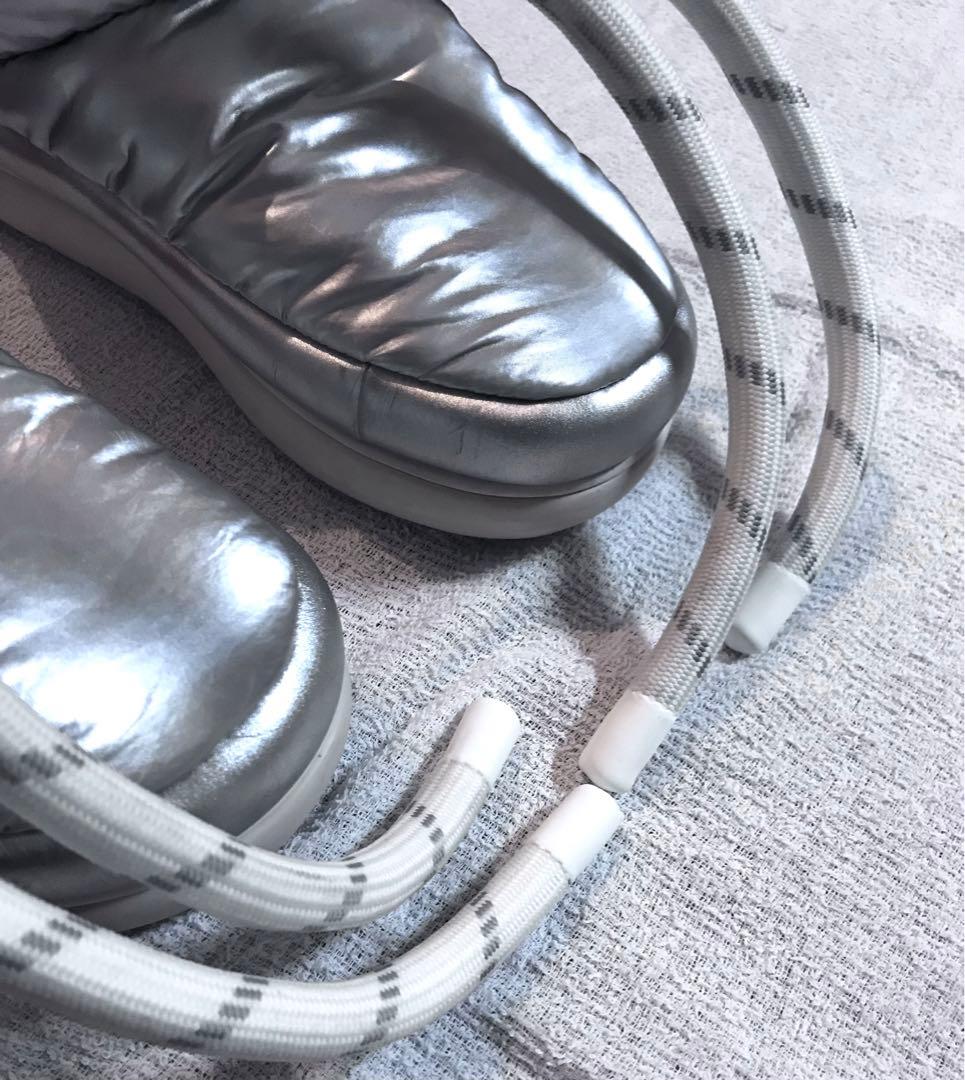 アグUGGクラシックマキシショートパファーブーツシルバー防水保温性レア完売品