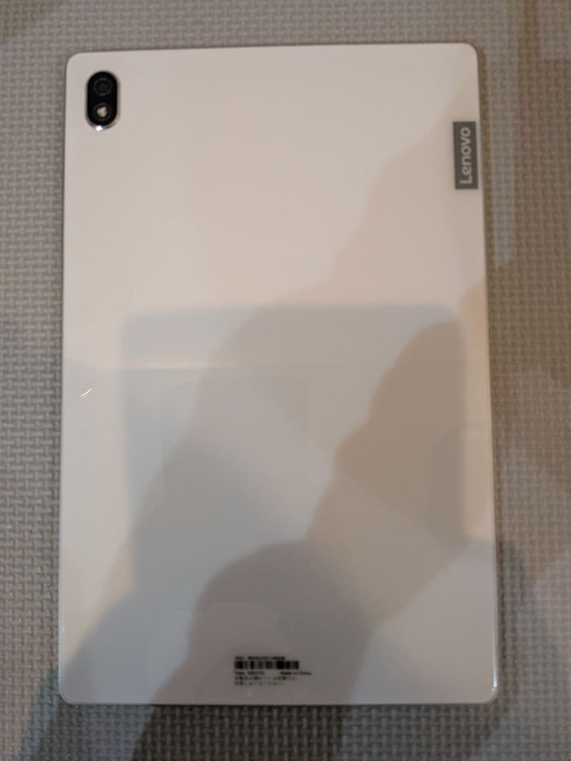 Lenovo TAB6 本体 ホワイト