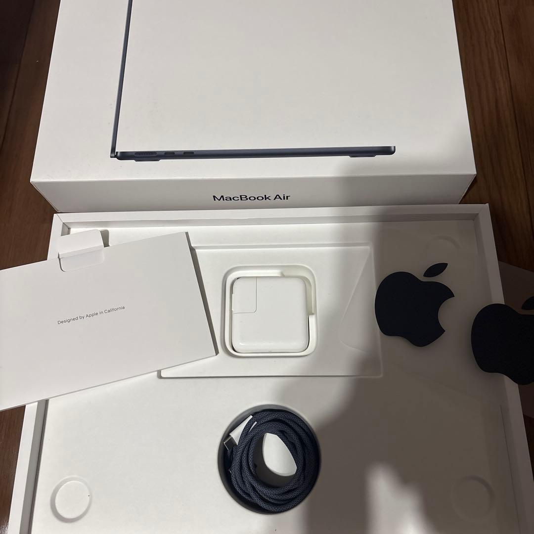 Apple MacBook M2 256GB ミッドナイト