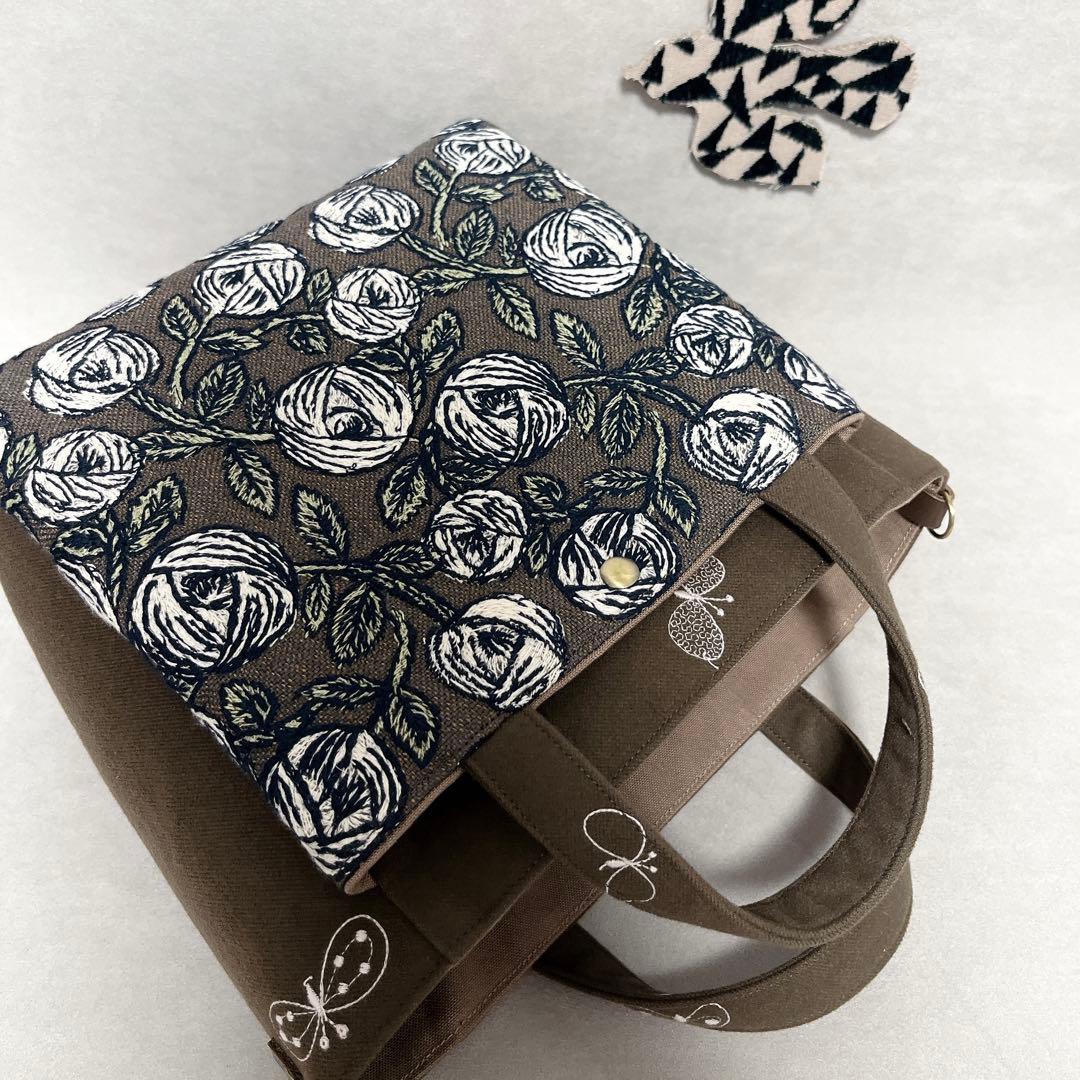 ハンドメイド　ミナペルホネン　大きなぽけっとのスクエアトート⑅︎◡̈︎*