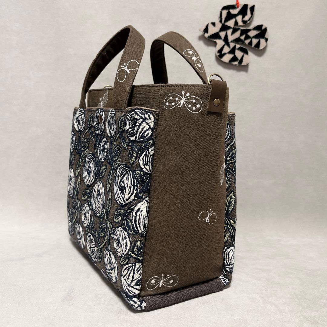 ハンドメイド　ミナペルホネン　大きなぽけっとのスクエアトート⑅︎◡̈︎*