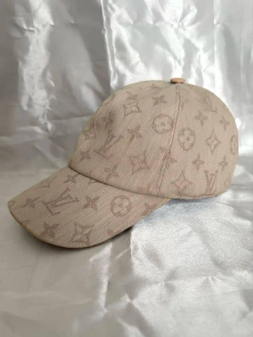 ルイヴィトンLOUIS VUITTON ビーマイキャップ帽子モノグラム　ベージュ