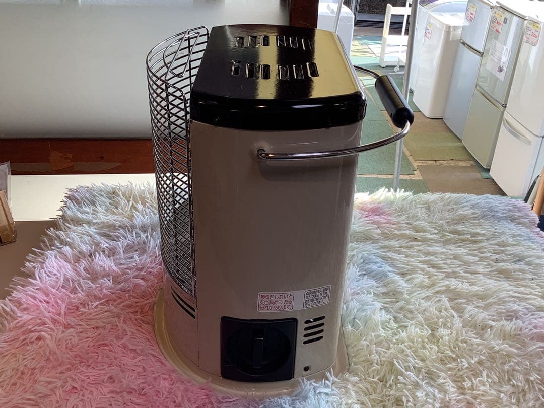 岩谷産業　カセットガスストーブ デカ暖2 CB-STV-DKD2