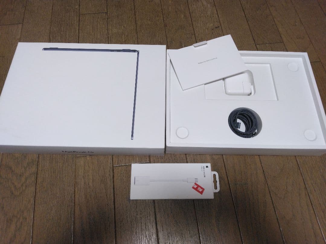 13インチMacBook Air -　ミッドナイト　M4