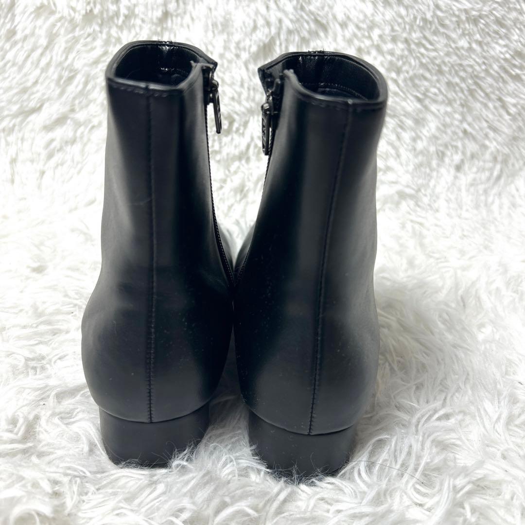 【新品・未使用品】RAKUNA 整体ショートブーツ ブラック サイズM 4E