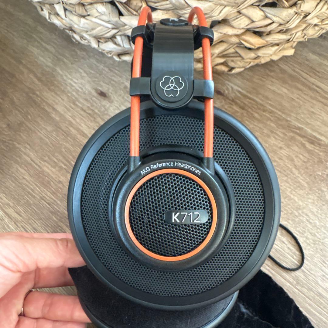 【美品】ヘッドフォン AKG K712【動作確認済み】【箱無し】
