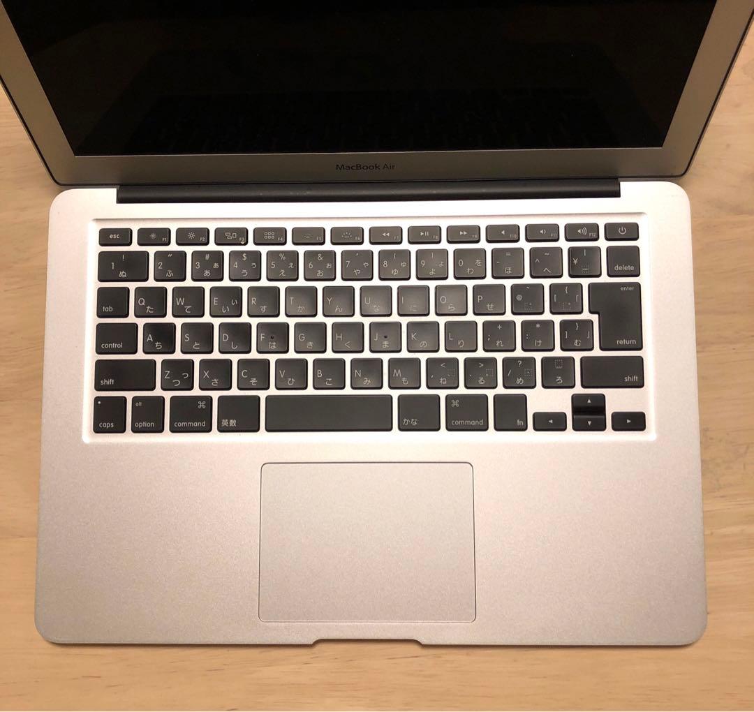 MacBook Air (13-inch, Early 2014) 充電機に傷有