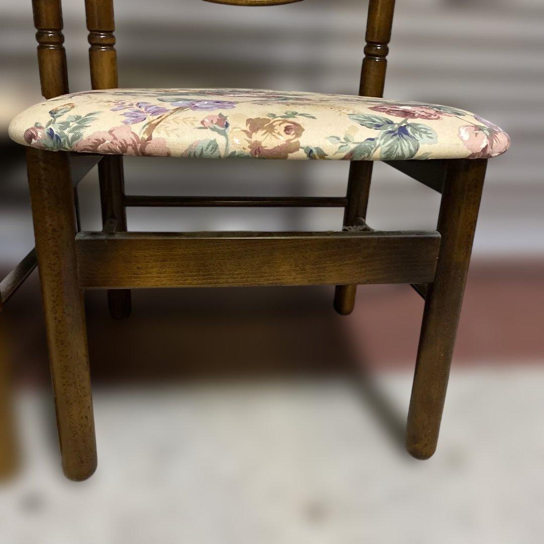 p*a様 カリモク ダイニングチェア 花柄 椅子 セット