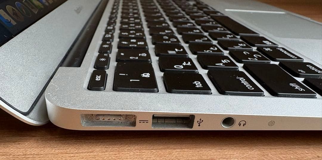 MacBook本体 MacBook Air mid 2012 8GB 128GB Core i7