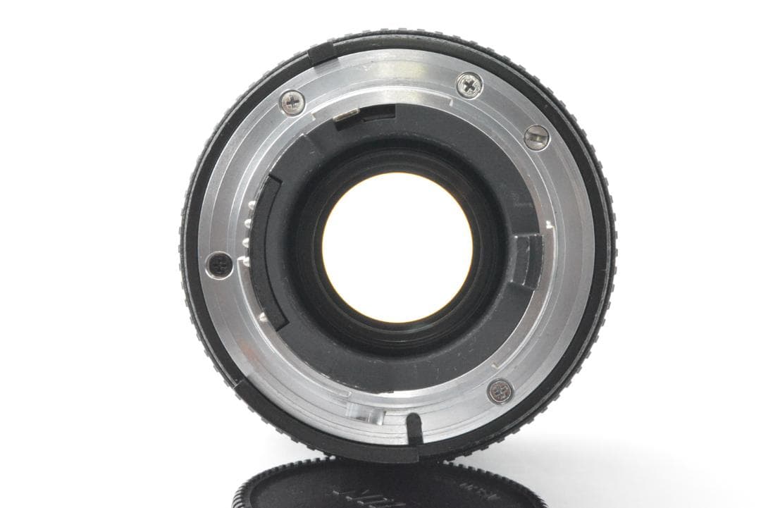 ニコン　Nikon AF NIKKOR 20-35mm F2.8D