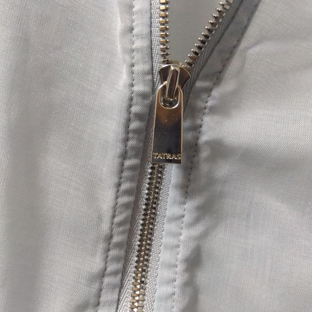 限定品！TATRAS モリアーノ トップス サックス Sサイズ ジップアップ