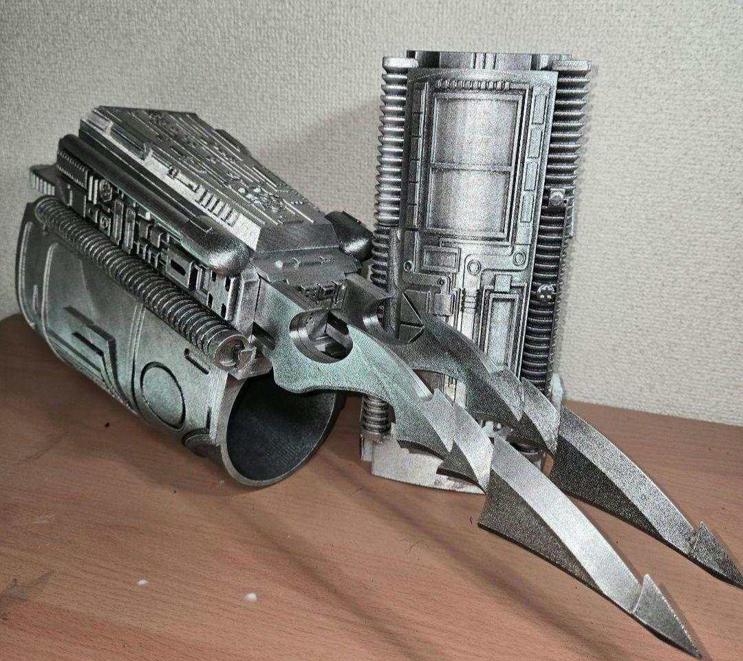 実物大　プレデター　　リストブレイドガントレット　レプリカ　エイリアン