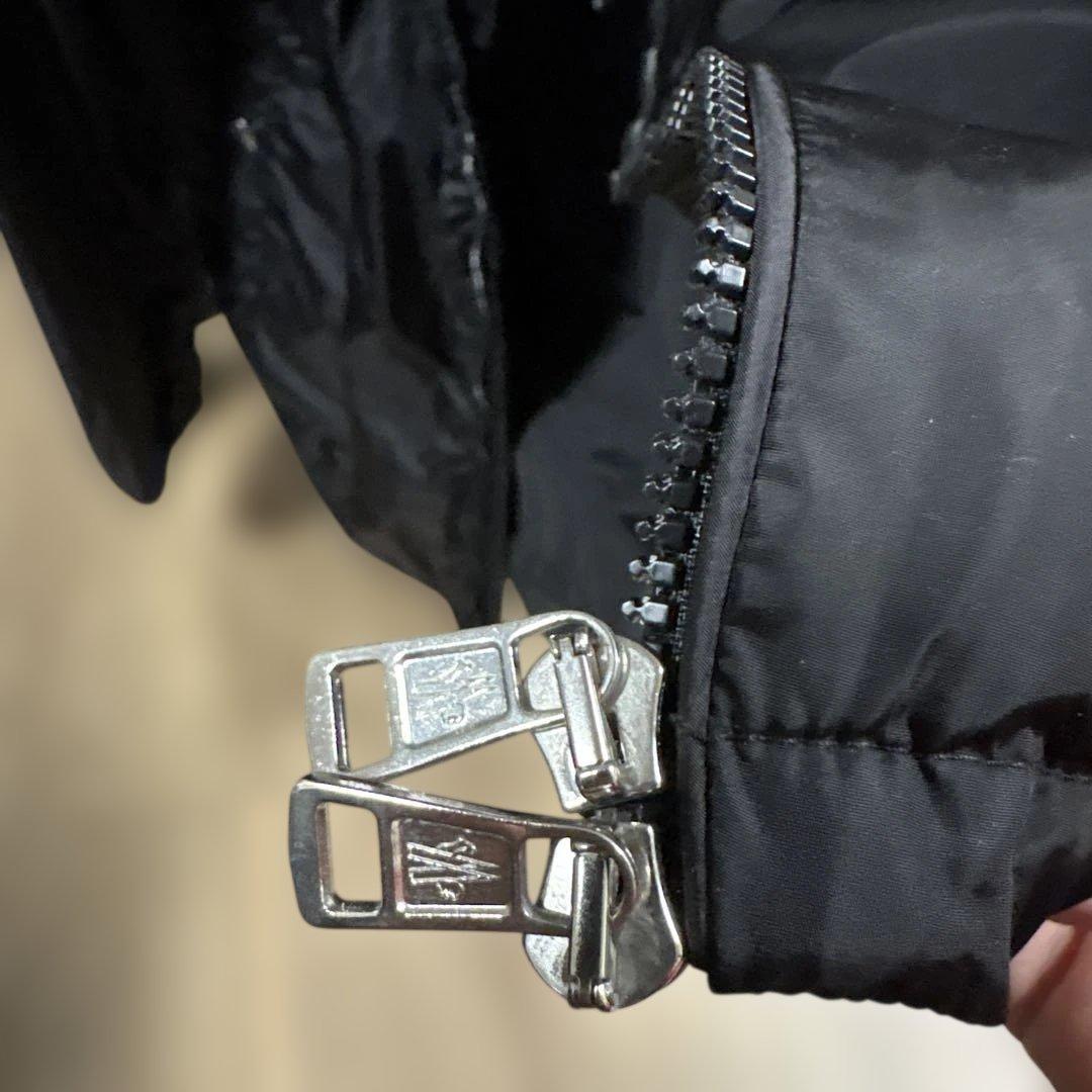 ね*ね様 モンクレール フード付き ブラックナイロンジャケット