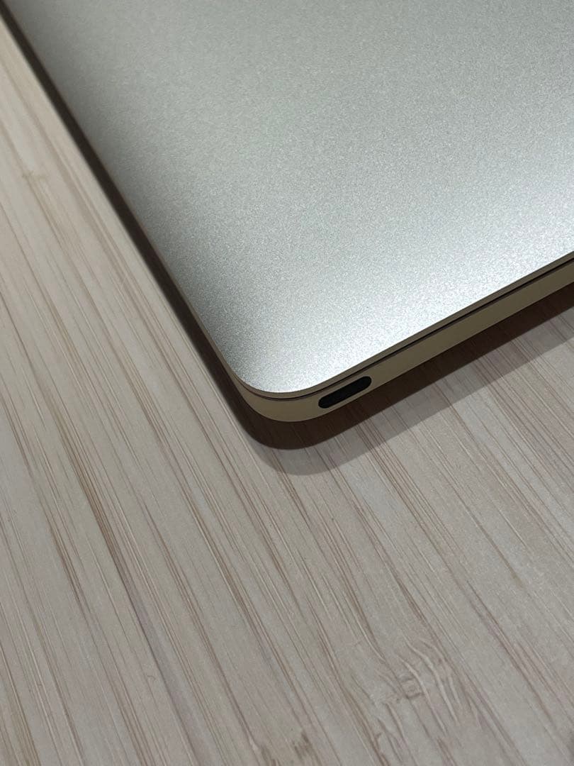 【美品】MacBook ゴールド　12インチ　バッテリー正常専用カバー付き