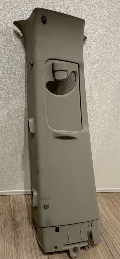 デリカd5 純正遮光パーテーションセンターカーテン、ヘッドライニングガーニッシュ