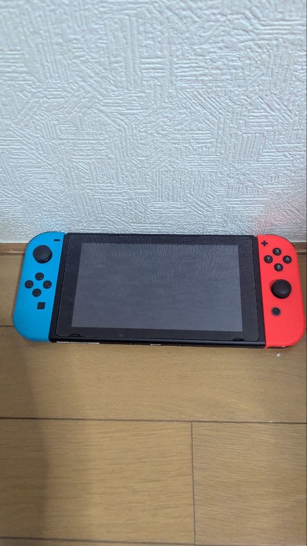 【初期化済み】ニンテンドー　switch本体