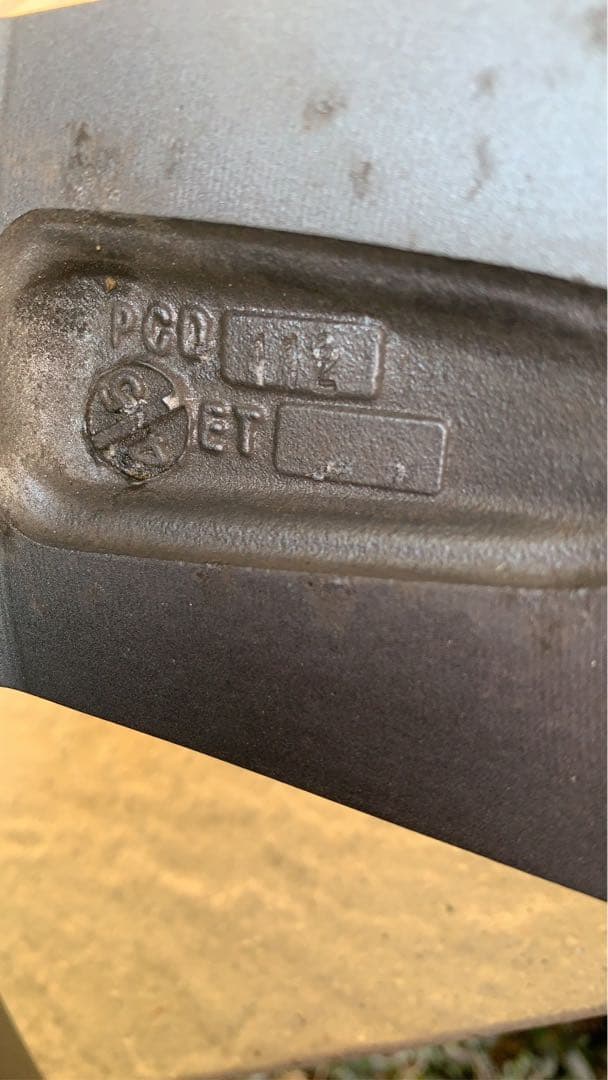 【値段交渉可】【2022年】momo HYPERSTAR EVO タイヤセット