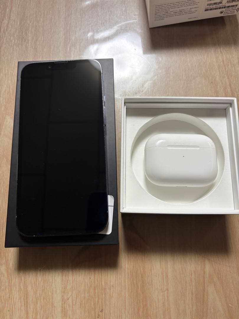 テ*ケ様 Apple iPhone 13 Pro 本体 + AirPodspor
