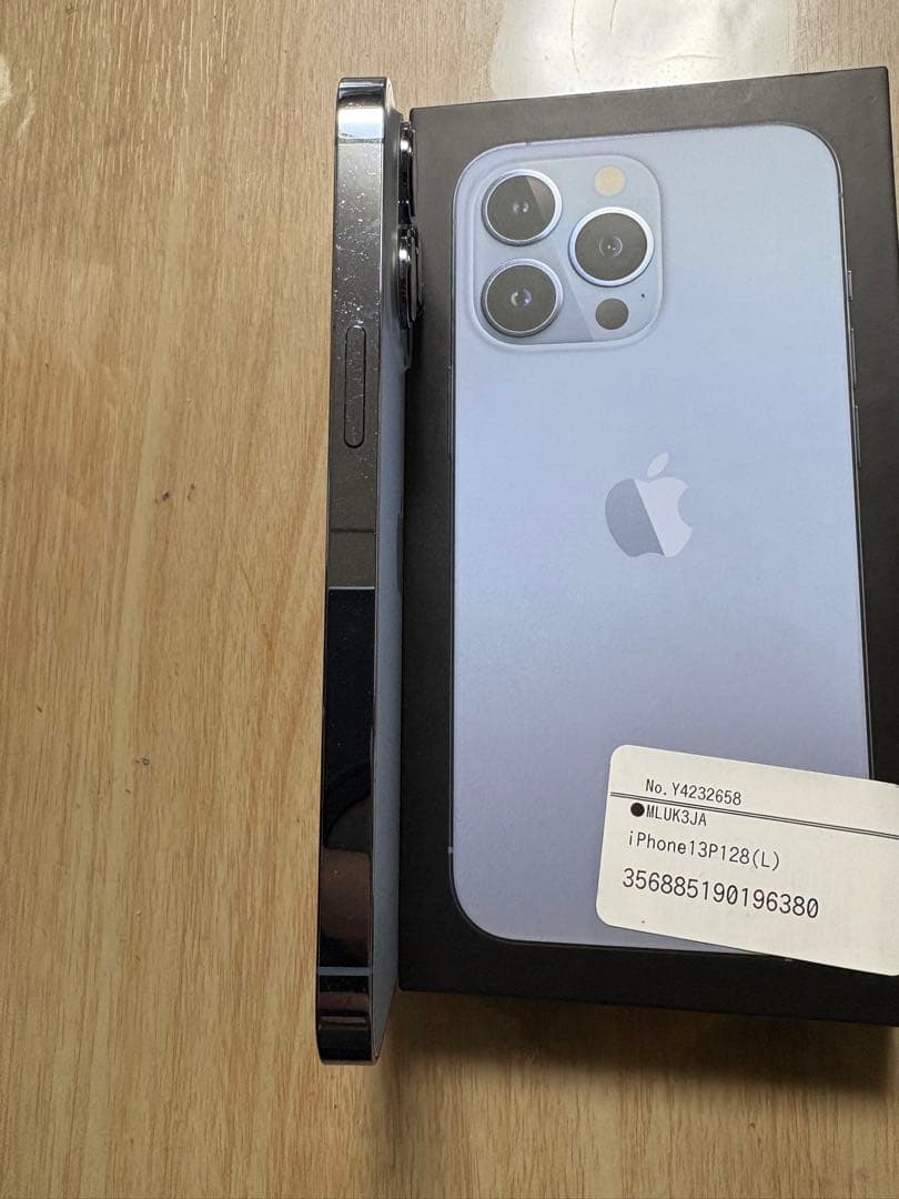 テ*ケ様 Apple iPhone 13 Pro 本体 + AirPodspor