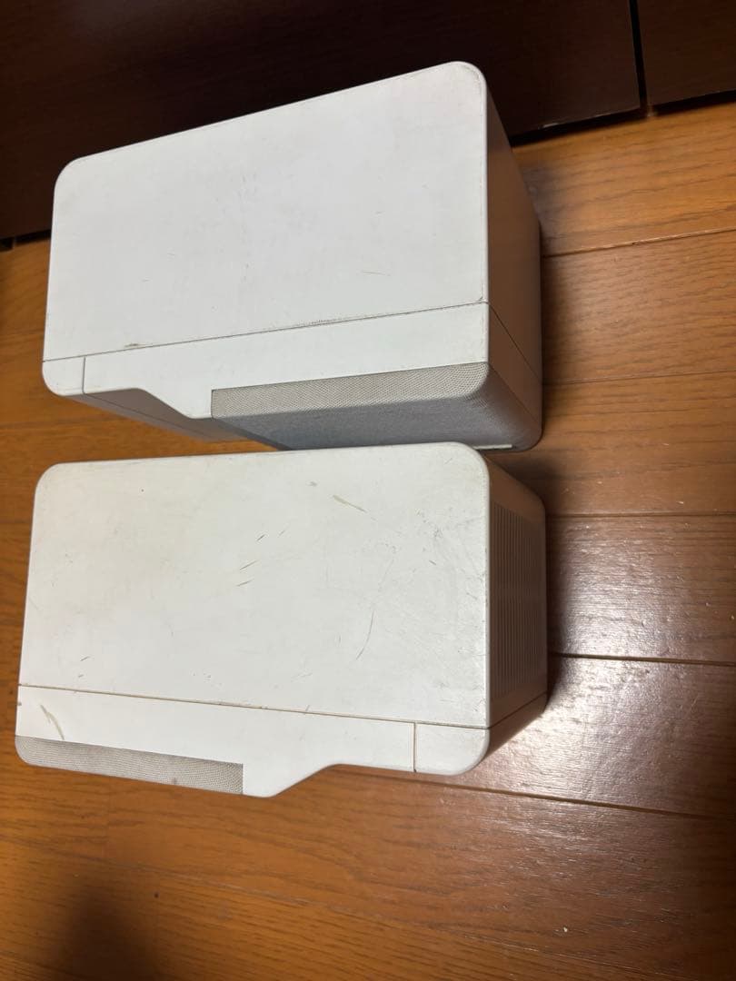 稀少　BOSE ボーズ 101ITスピーカー ホワイト 専用取付金具（天井吊）付