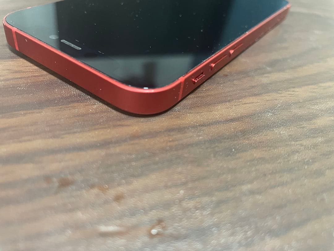 Apple iPhone 12 レッド