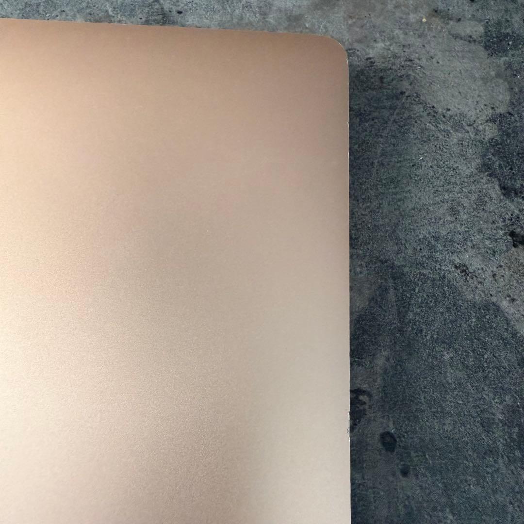 Apple MacBook ゴールド 本体 充電器付き