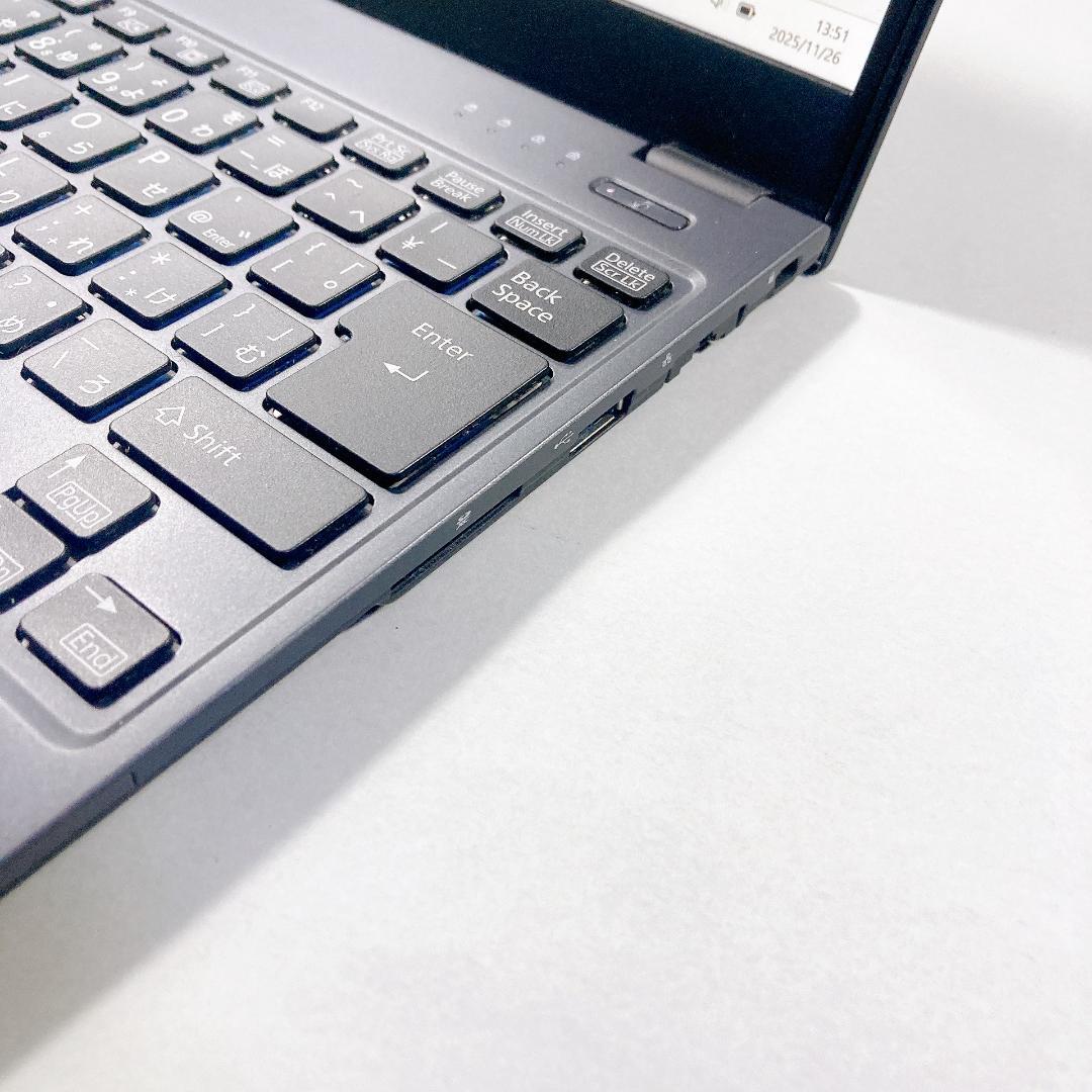 w121✨超軽量 /爆速 SSD/Office付/即使用可✨すぐ使えるノートPC