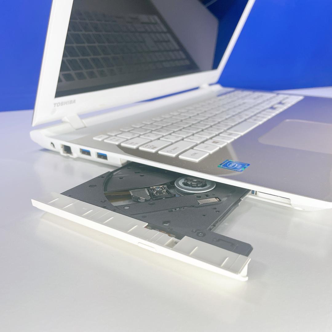 美品✨書類作成や在宅ワークに✨快適SSD✨Windows11ノートPCカメラ薄型