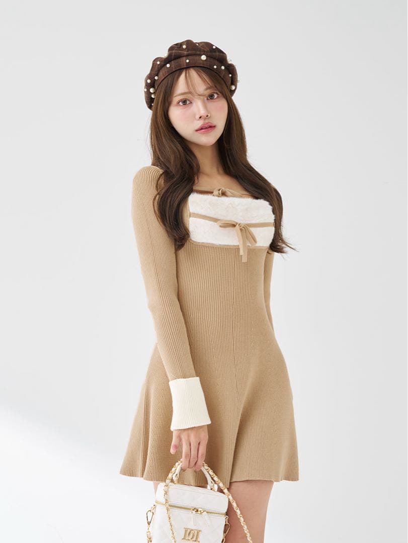 ダーリッチ リボンファーフレアニットミニワンピース