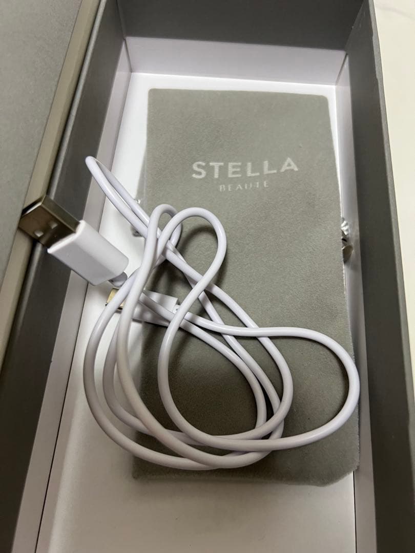 STELLA BEAUTE 美顔器 グレー