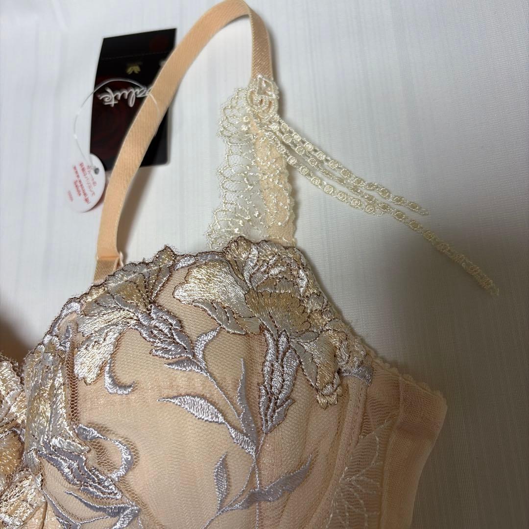 サルート花柄刺繍 ブラジャーショーツガーターセットC75/M