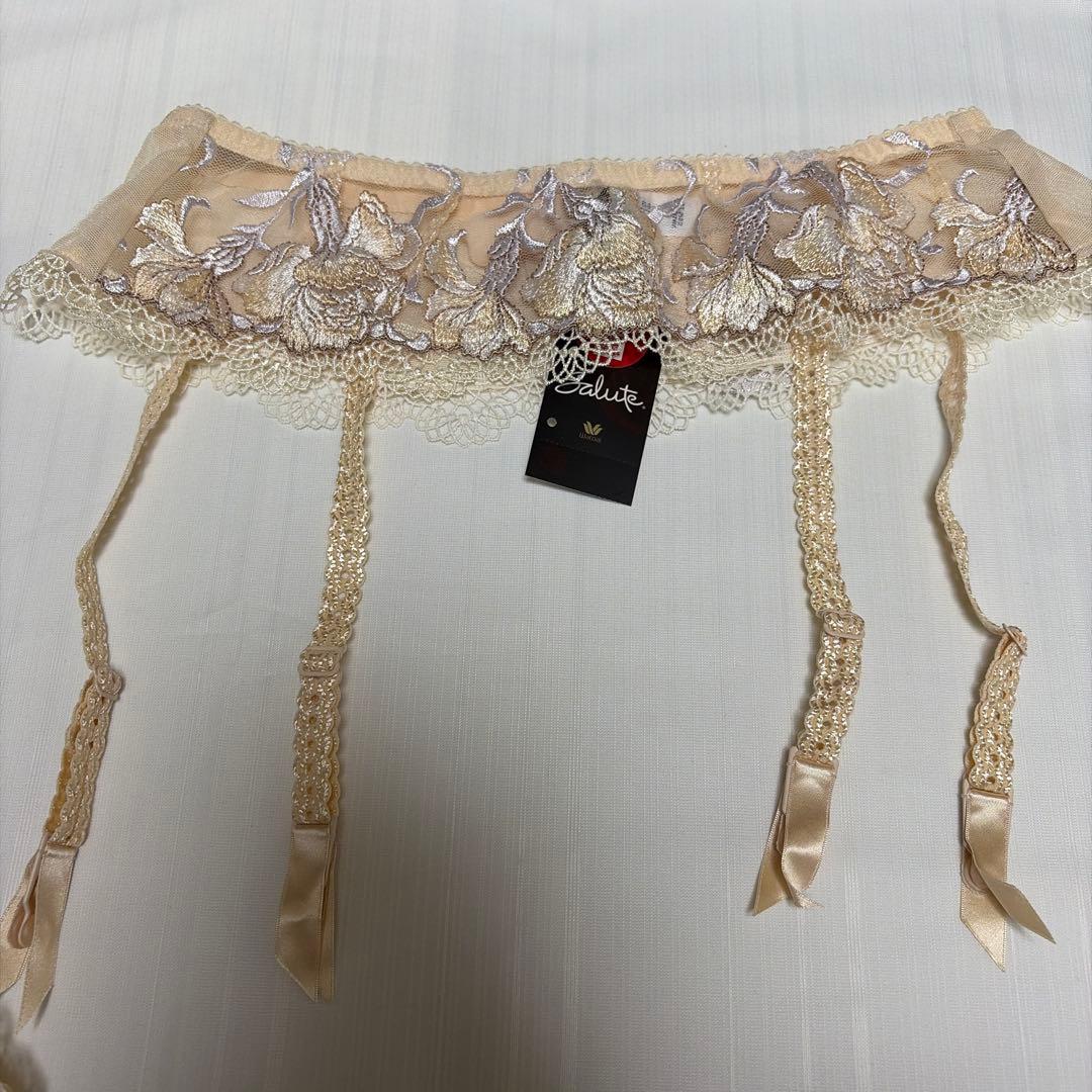 サルート花柄刺繍 ブラジャーショーツガーターセットC75/M