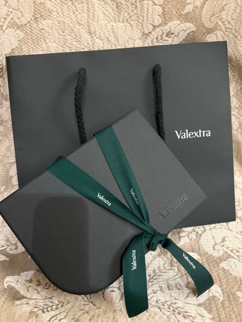 Valextra バッグ　チャーム