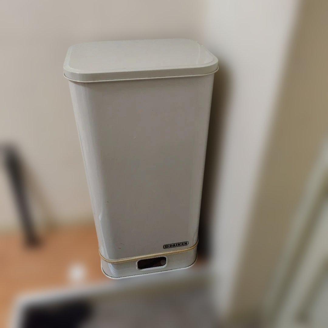 ダイケン　ホームタンク　灯油タンク　室内用 多分90型