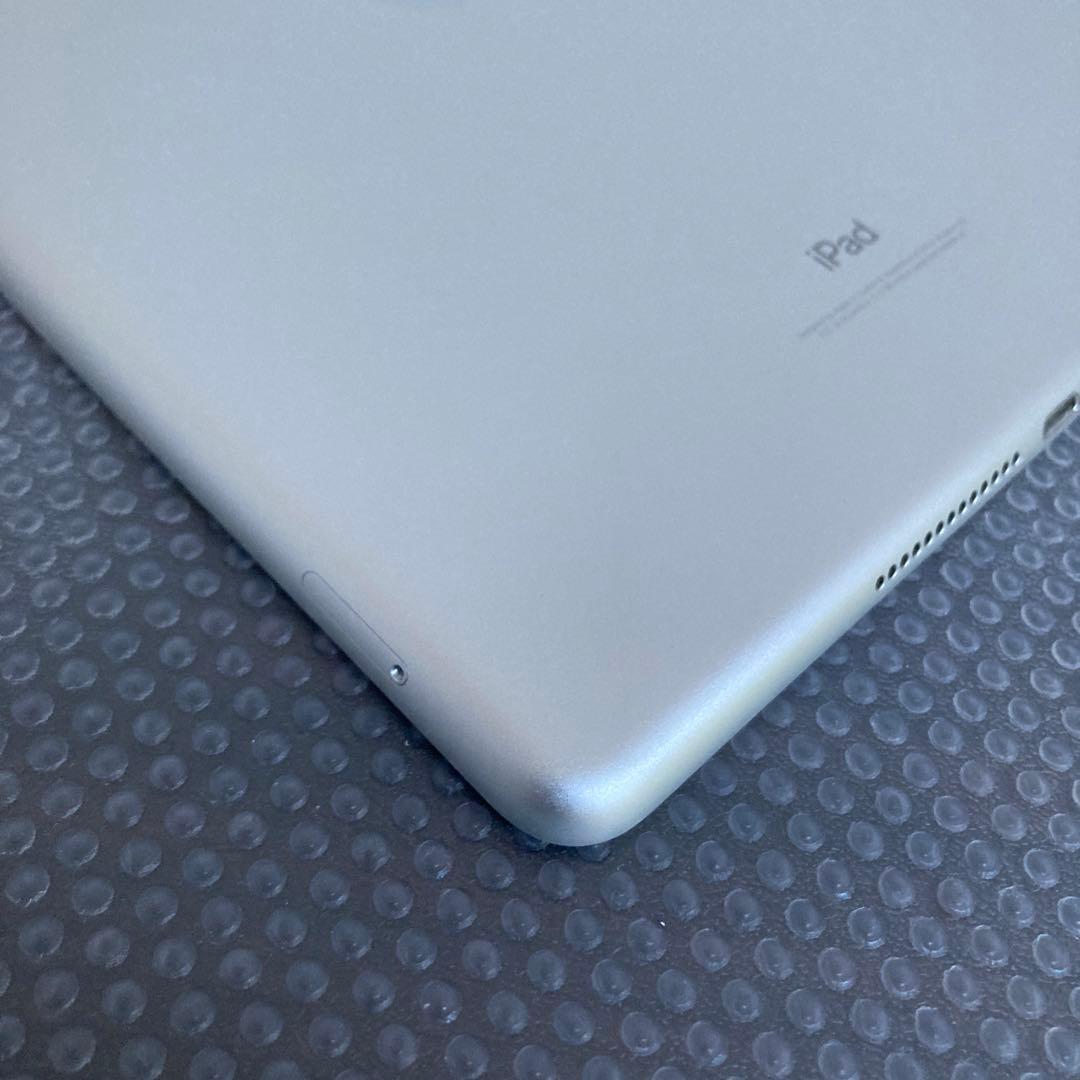 170【早い者勝ち】iPad5 第5世代 32GB SIMフリー☆