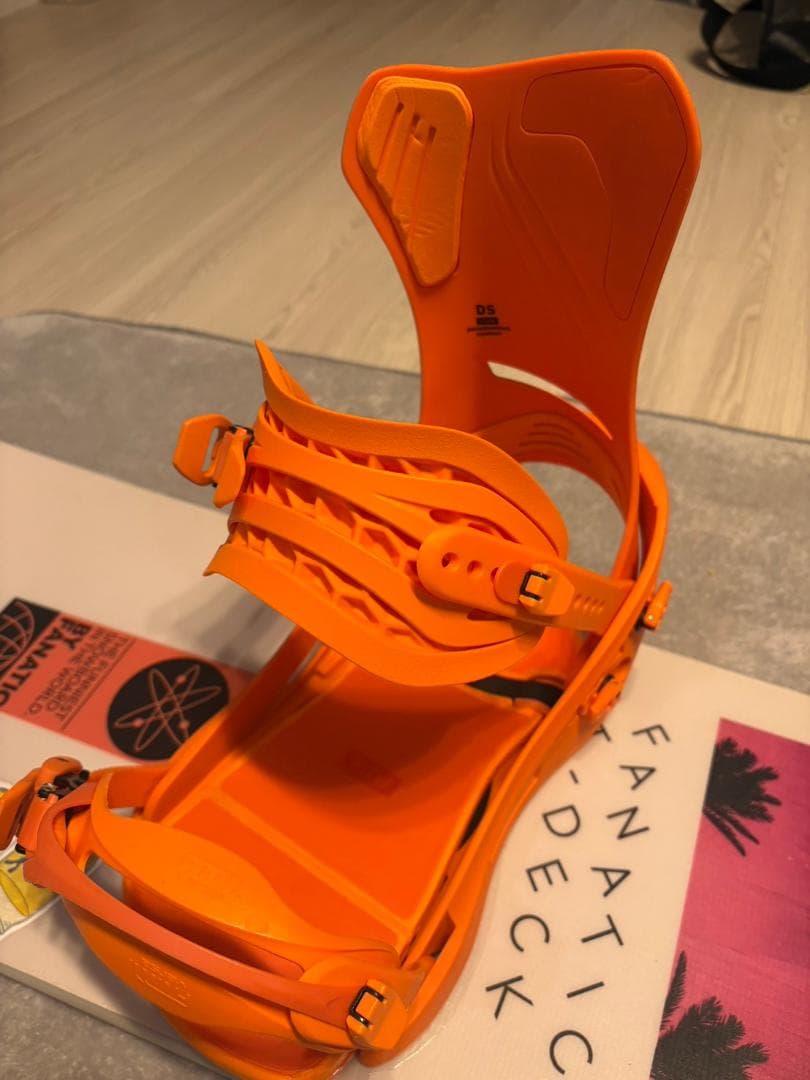 Flux DS オレンジ Lサイズ　24-25　ビンディングのみ