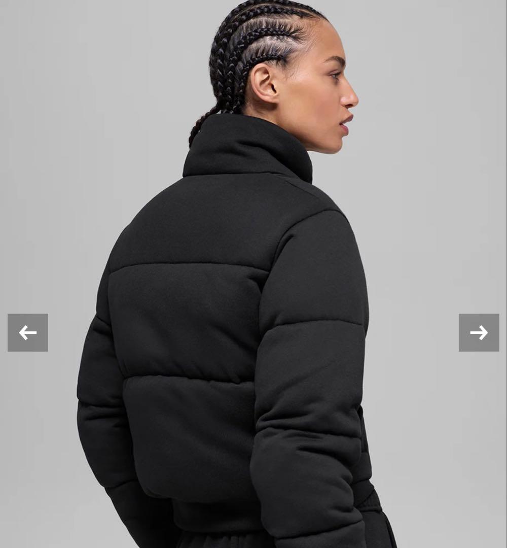 alo ブラック ダウンジャケットショート丈xxs（スウェットシャツ パファー）