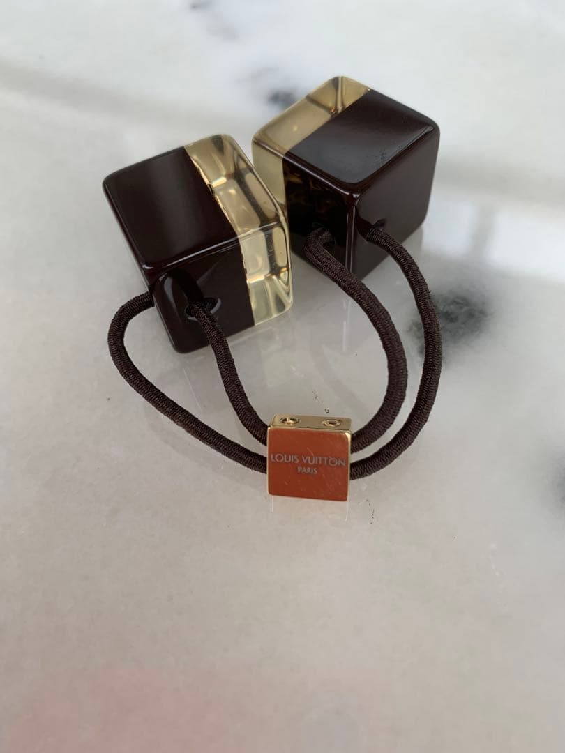 りんご　Louis Vuitton