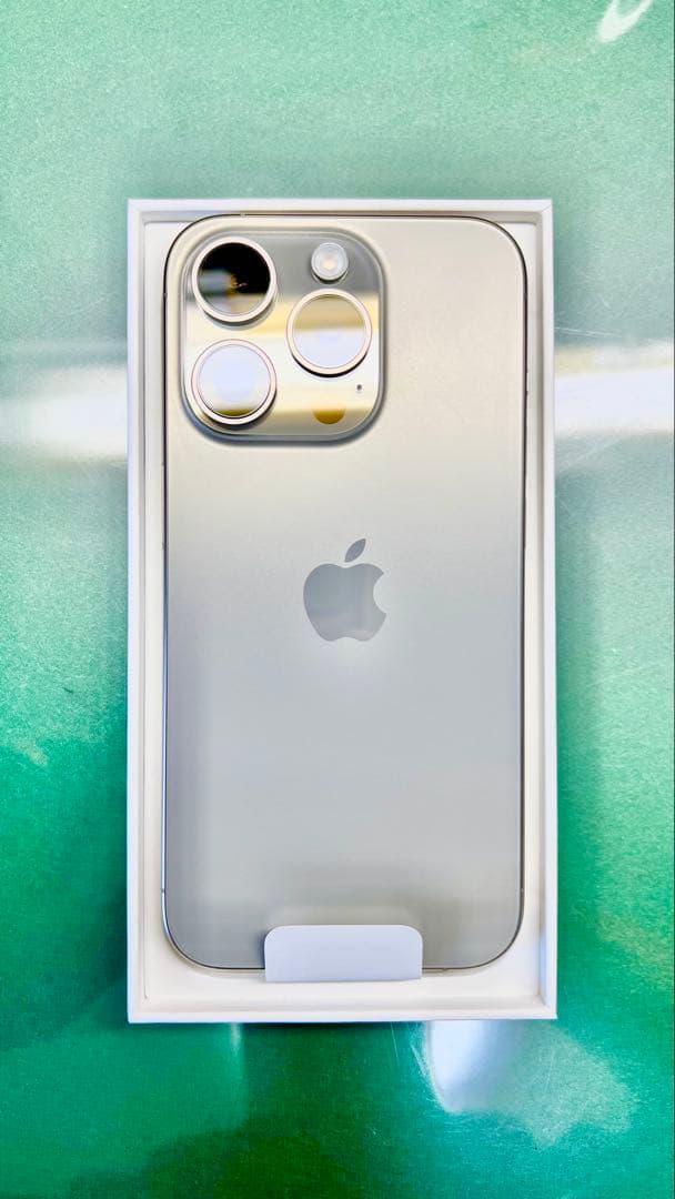 【iFaceクリアケース付き】Apple iPhone 15 Pro 128GB