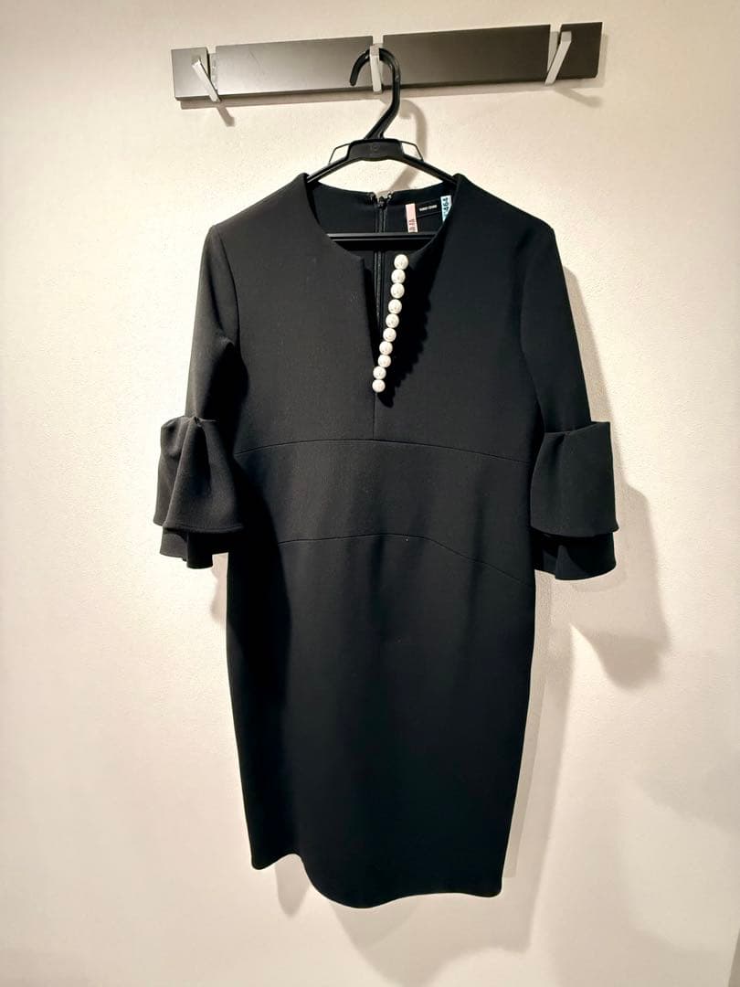 YOKO CHAN 【サイズ38 黒】ティアードスリーブパールドレス