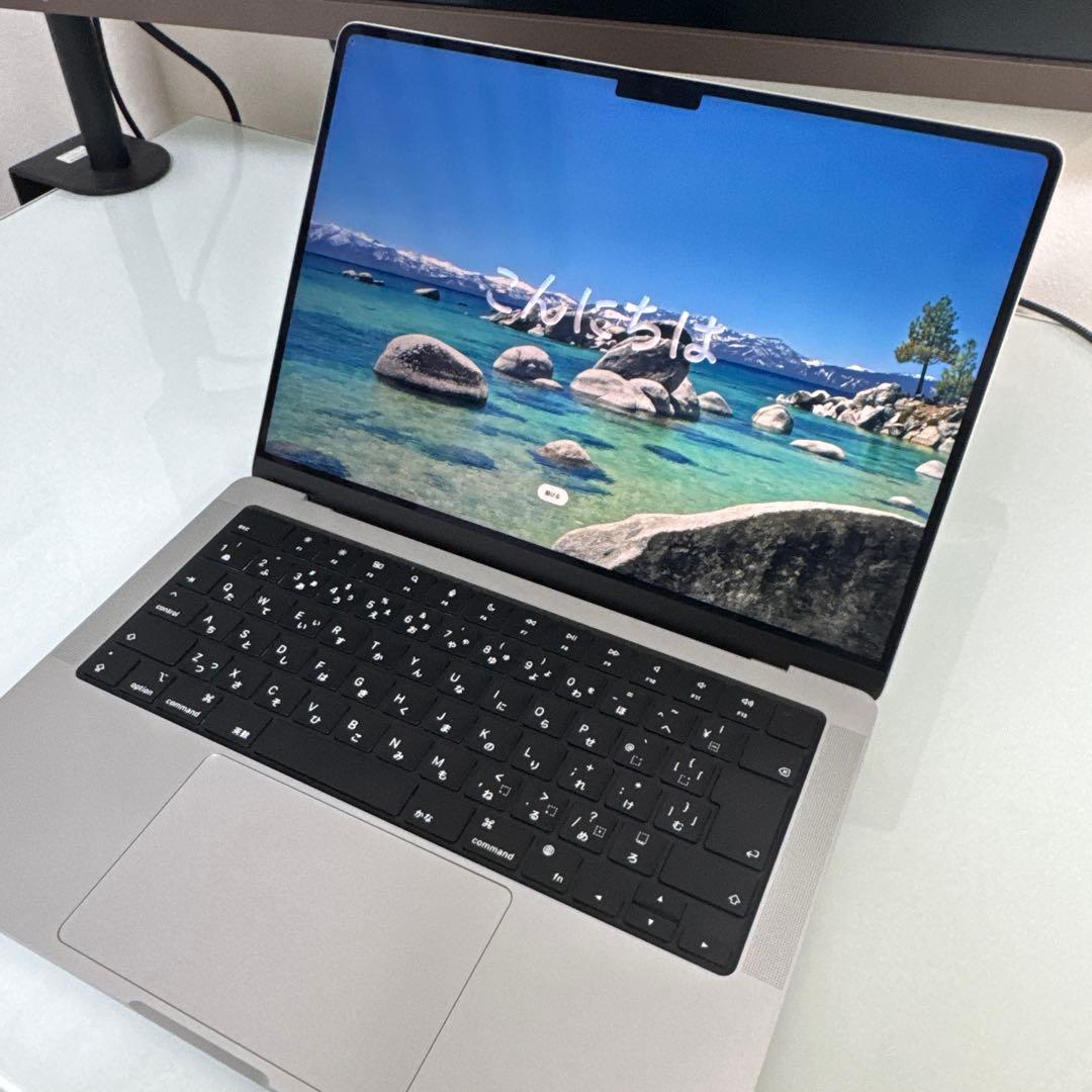 超美品 MacBookPro(M4) 16GB 512GB