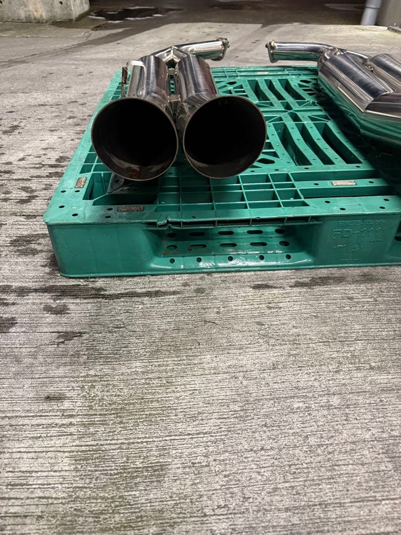 10セルシオ　直管マフラー