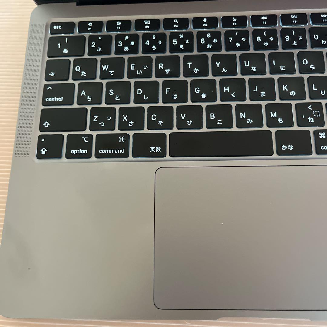美品 Apple MacBook Air M1 動作確認済み
