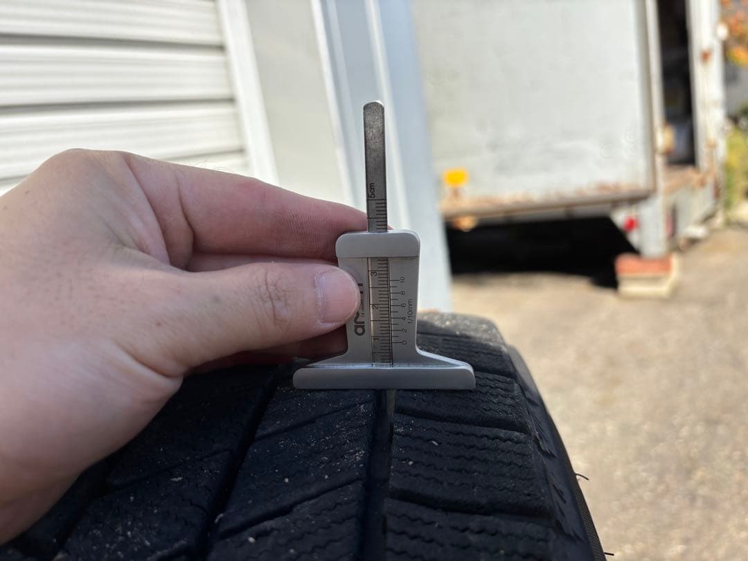 ブリジストン ブリザックVRX3 スタッドレスアルミセット 225/45R18