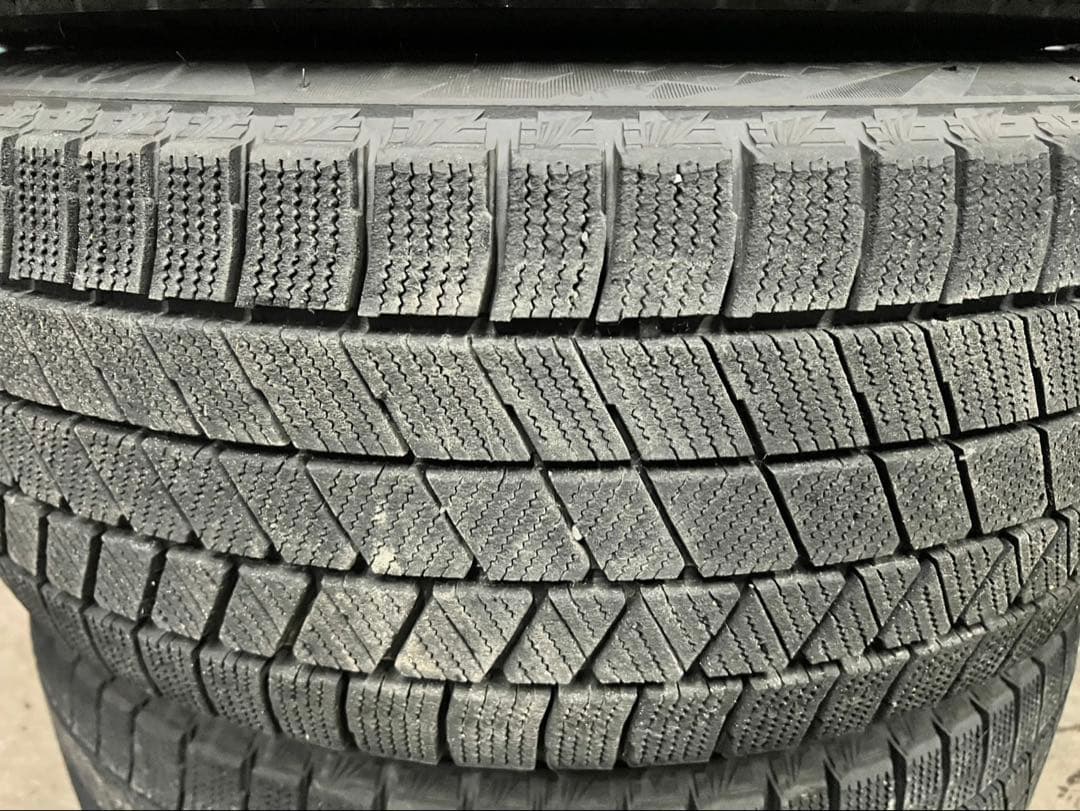 ブリジストン ブリザックVRX3 スタッドレスアルミセット 225/45R18