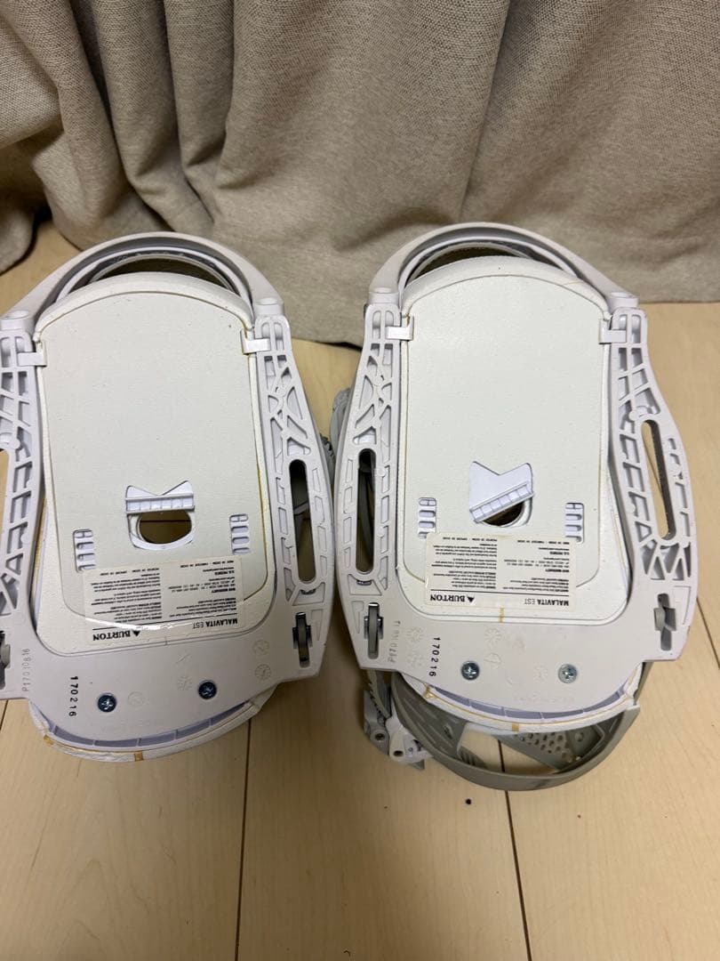 【廃盤品】BURTON MALAVITA EST ビンディング　Mサイズ