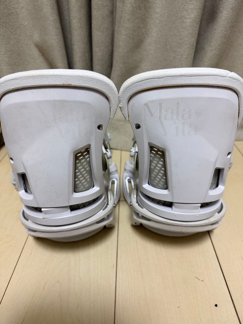 【廃盤品】BURTON MALAVITA EST ビンディング　Mサイズ