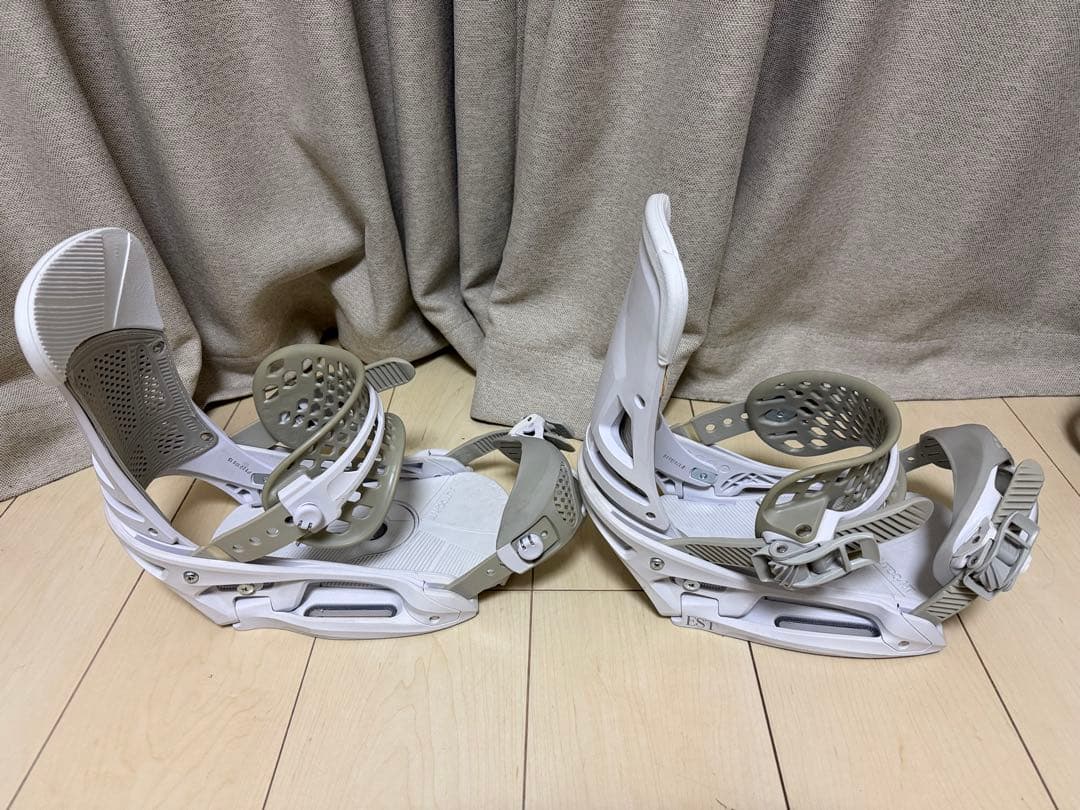 【廃盤品】BURTON MALAVITA EST ビンディング　Mサイズ